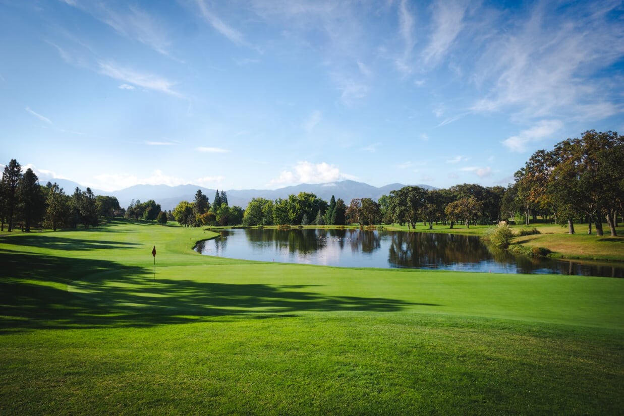 Golf Club Medford Oregon